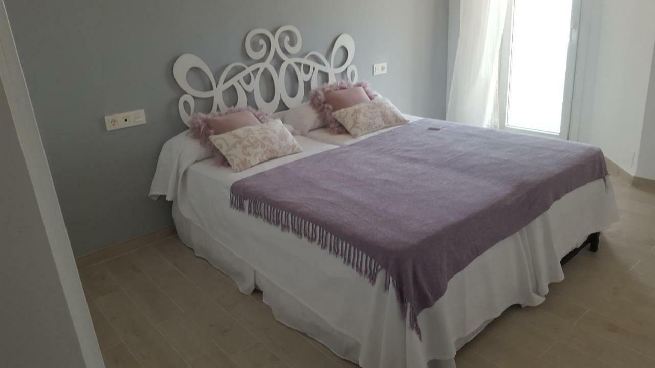 Seafront La Malagueta I Apartment Malaga Exterior photo